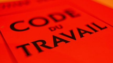 Le Code du travail. (DENIS CHARLET / AFP)