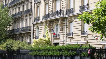 Un h&ocirc;tel particulier avenue Foch d'une valeur de 150 millions d'euros a &eacute;t&eacute; saisi par la justice. Il appartiendrait au fils du pr&eacute;sident &eacute;quato-guin&eacute;en. (MICHEL STOUPAK / CITIZENSIDE / AFP)