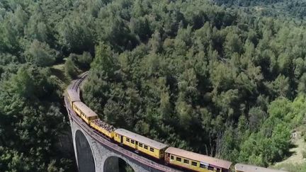 Le train jaune de Cerdagne, ou l'éloge de la lenteur