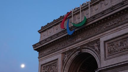 L'arc de Triomphe à Paris, le 21 août 2024. (YOMIURI/AFP)