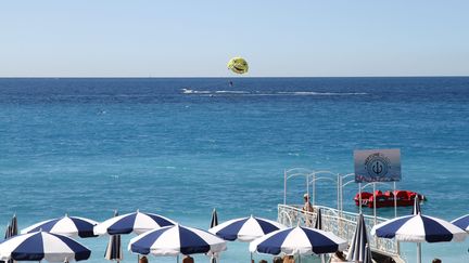 &nbsp; (Une plage à Nice © MaxPPP /)