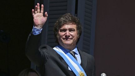 Le président argentin Javier Milei lors de son investiture à Buenos Aires, le 10 décembre 2023. (PABLO PORCIUNCULA / AFP)