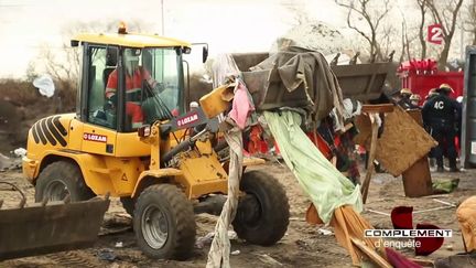 Complément d'enquête. De Sangatte à Calais : l'histoire sans fin