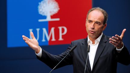 Le pr&eacute;sident de l'UMP, Jean-Fran&ccedil;ois Cop&eacute;, le 8 septembre 2013, au Touquet-Paris-Plage (Pas-de-Calais). (PHILIPPE HUGUEN / AFP)