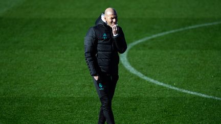 L'entraîneur du Real Madrid, Zinédine Zidane, à Madrid (Espagne), le 26 janvier 2018. (AFP)