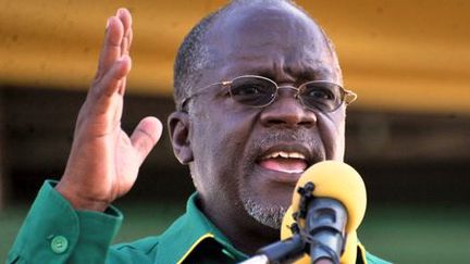 John Magufuli pendant un rassemblement électoral en octobre 2015 à Dar es Salaam, la plus importante ville de Tanzanie. (REUTERS - Sadi Said)