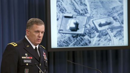 Le g&eacute;n&eacute;ral am&eacute;ricain William Mayville, Jr., directeur des op&eacute;rations, lors d'un brief sur les op&eacute;rations men&eacute;es par Washington en Syrie, le 23 septembre 2014 &agrave; Arlington (Etats-Unis). (CLIFF OWEN / AP / SIPA )