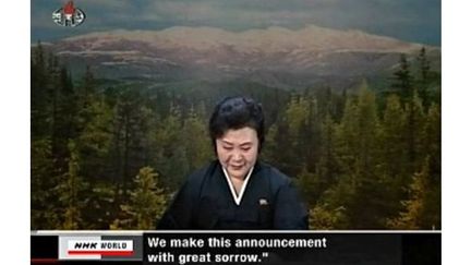 La télévision nord-coréenne annonçant la mort de Kim Jong-Il
 (AFP - NHK )