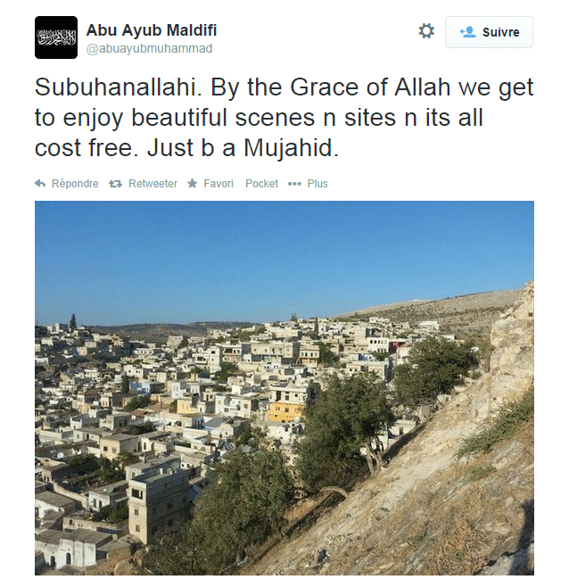 En Syrie. "Par la gr&acirc;ce d'Allah, nous profitons de sites et de paysages magnifiques et tout cela est gratuit. Il suffit d'&ecirc;tre un&nbsp;moudjahid." (ABU AYUB MALDIFI)