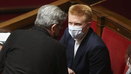 Jean-Luc Mélenchon et Adrien Quatennens à l'Assemblée nationale le 16 novembre 2021 (SEBASTIEN MUYLAERT / MAXPPP)