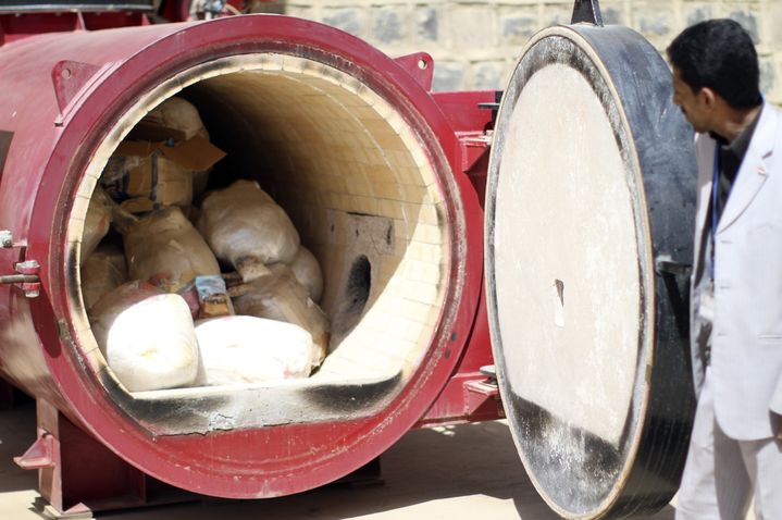 De grandes quantit&eacute;s de Captagon peu de temps avant qu'elles ne soient incin&eacute;r&eacute;es, &agrave; Sanaa, au Y&eacute;men, le 29 f&eacute;vrier 2012. (MOHAMED AL-SAYAGHI / REUTERS)