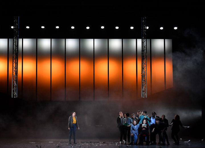 "Climate" gave rise to a very beautiful work of staging and scenography.  (Marc Ginot)