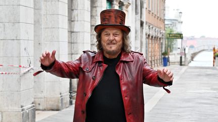 Le chanteur Zucchero à Venise (2 Mai 2020). (©MBTARGET / IPA / MAXPPP)