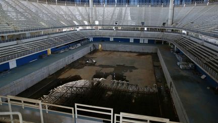 Le bassin de natation&nbsp;utilisé pour les Jeux olympiques de Rio, le 5 février 2017. (PILAR OLIVARES / REUTERS)