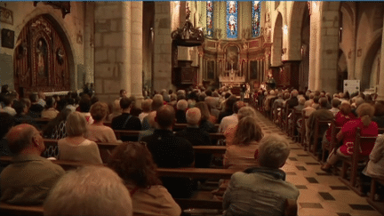 Attaque au couteau à Annecy : une messe en hommage aux victimes (FRANCE 3)