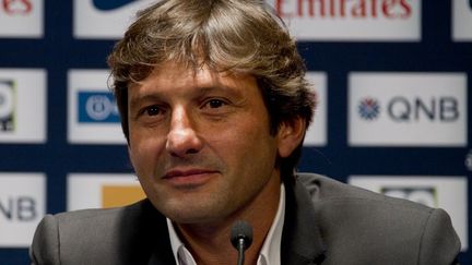 Le directeur sportif du PSG, Leonardo, le 13 septembre 2012 lors d'une conf&eacute;rence de presse &agrave; Paris. (CITIZENSIDE.COM / AFP)