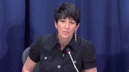 Ghislaine Maxwell, l'ancienne collaboratrice du financier Jeffrey Epstein, lors d'une conférence de presse sur les océans, le 25 juin 2013. (REUTERS TV / REUTERS)