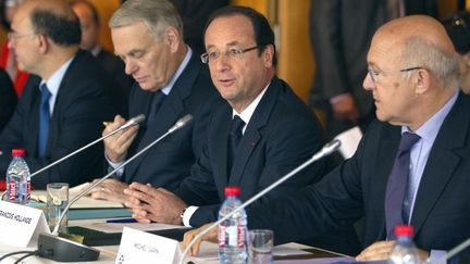 François Hollande inaugure la conférence sociale. (CHARLES PLATIAU / POOL / AFP)