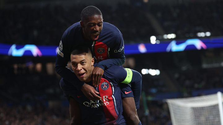 Ousmane Dembélé et Kylian Mbappé célèbrent un but, le 3 mai 2024. (MAXPPP)