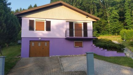 Le domicile de Jacqueline Jacob&nbsp;d'Aumontzey, dans les Vosges. (RADIO FRANCE / GILLES GALLINARO)