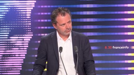 Le Pr Rémi Salomon, président de la conférence médicale des Hôpitaux de Paris (AP-HP), le 9 juin 2022 sur franceinfo. (FRANCEINFO / RADIO FRANCE)