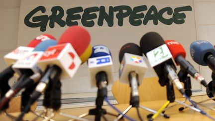 Royaume-Uni : une militante de Greenpeace agressée par un secrétaire d'État