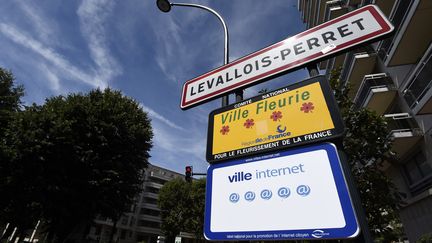 Levallois-Perret, une nouvelle fois sacrée ville la plus endettée de France, par le Journal du Net, jeudi 17 décembre. (MIGUEL MEDINA / AFP)