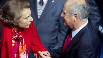 Liliane Bettencourt et Patrice de Maistre, &agrave; Paris, le 18 octobre 2010. (FRED DUFOUR / AFP)