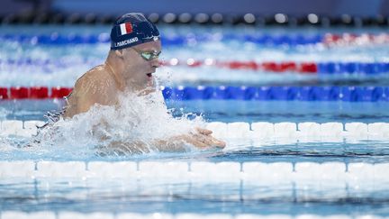 Léon Marchand réalise un incroyable doublé olympique en une soirée et rafle l'or sur 200 m brasse, deux heures après son titre en papillon