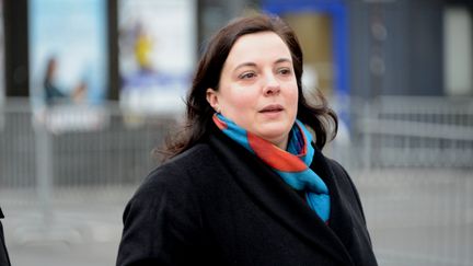 Emmanuelle Cosse sur la place de la République, le 10 janvier 2016, à Paris. (CITIZENSIDE / GEORGES DARMON / AFP)