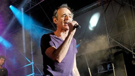 &nbsp; (Jean-Jacques Goldman retrouve la scène à Ouveillan © Maxppp)