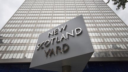 Le si&egrave;ge de Scotland Yard, &agrave; Londres (Royaume-Uni), le 4 septembre 2014.&nbsp; (JACK TAYLOR / AFP)