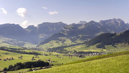 Une vue d'Appenzell en Suisse, en août 2022.&nbsp; (VINCENT ISORE / MAXPPP)