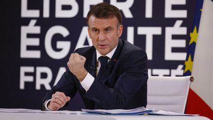 Le président de la République, Emmanuel Macron, lors d'une conférence de presse à l'Elysée, à Paris, le 16 janvier 2023. (LUDOVIC MARIN / AFP)