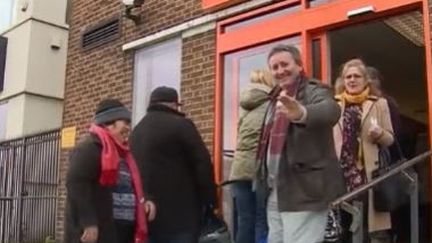 À Londres, un supermarché vend tout à 33 centimes