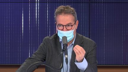 Martin Hirsch, directeur général de l'AP-HP, invité de franceinfo lundi 5 octobre 2020.
 (FRANCEINFO / RADIOFRANCE)