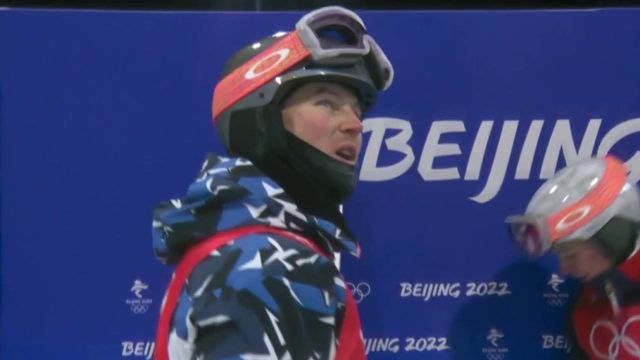 Le Français Benjamin Cavet termine 4e (79,44) de la finale de ski de bosses derrière le Suédois Walter Wallberg (83,23), le Japonais Ikuma Horishima (81,48) et le Canadien Mikael Kingsbury (82,18).