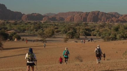 Feuilleton du week-end : une course dans la région d’Ennedi au Tchad&nbsp; (FRANCE 2)