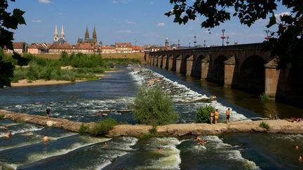 Vue de Moulins depuis le pont Régemorte
 (Jérôme Mondière)