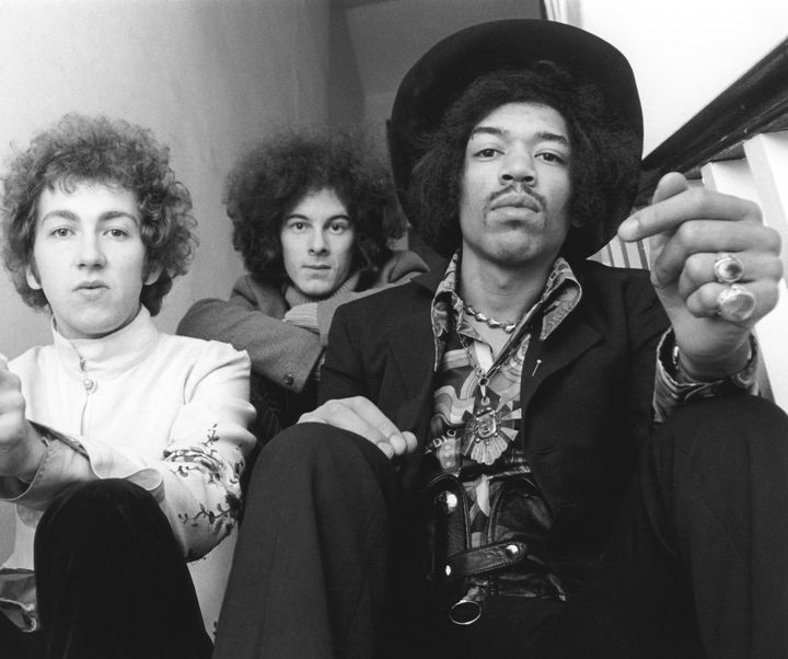 The Jimi Hendrix Experience avec de gauche à droite Mitch Mitchell (batterie), Noel Redding (basse) et Jimi Hendrix. (IVAN KEEMAN / REDFERNS)