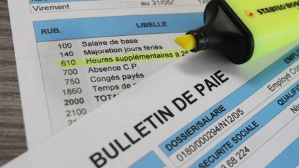 Un bulletin de paie. (JEAN-FRANÇOIS FREY / MAXPPP)