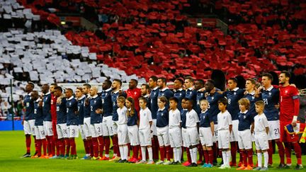 &nbsp; (La Marseillaise a été entonnée avec vigueur par le public français pendant tout l'Euro.  © Reuters / Darren Staples)