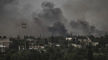 La ville de Sievierodonetsk (Ukraine), le 2 juin 2022. (ARIS MESSINIS / AFP)