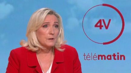 Marine Le Pen, présidente du groupe Rassemblement national (RN) à l'Assemblée nationale, était l'invitée des "4 Vérités" sur France 2, jeudi 6 juillet. (France 2)