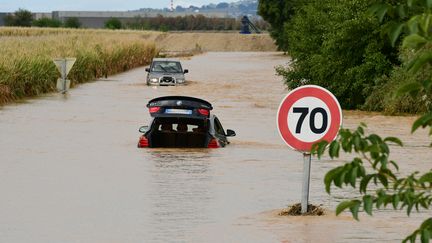 Des inondations dans le village d'Albon (Drôme), le 18 septembre 2023. (ROMAIN DOUCELIN / HANS LUCAS / AFP)