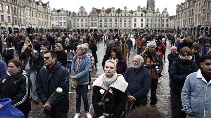 Les obsèques de Dominique Bernard avaient lieu à Arras le jeudi 19 octobre 2023. (SAMEER AL-DOUMY / AFP)