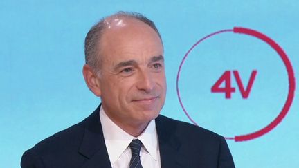 Horizons : Édouard Philippe, "un ami pesant pour Emmanuel Macron", selon Jean-François Copé