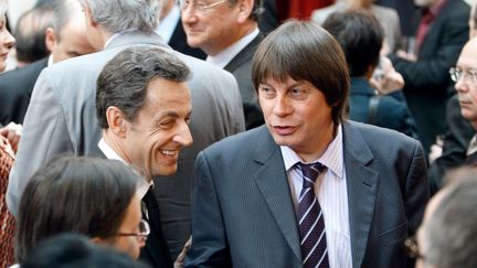 Nicolas Sarkozy et Bernard Thibault, secr&eacute;taire g&eacute;n&eacute;ral de la CGT, le 15 janvier 2010 &agrave; l'Elys&eacute;e. (MICHEL EULER / AFP)