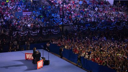 Kamala Harris s'adresse à plusieurs milliers de militants réunis à Madison, dans le Wisconsin, le 30 octobre 2024. (SCOTT OLSON / GETTY IMAGES NORTH AMERICA)