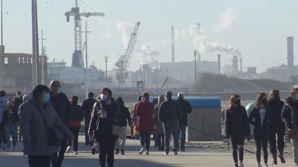 Dunkerque (Nord), quelques heures avant la mise en place d'un nouveau confinement le week-end, vendredi 26 février 2021. (GILLES GALLINARO / RADIO FRANCE)